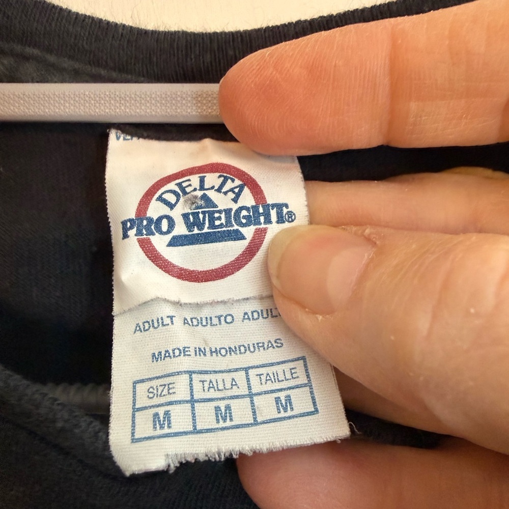 Delta Pro Weight Black T-Shirt - Picture 2 of 5